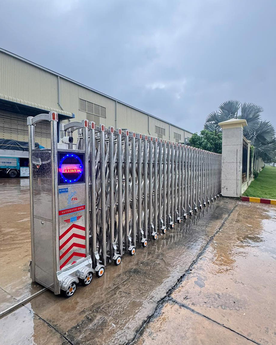 Sửa Cổng Xếp Inox